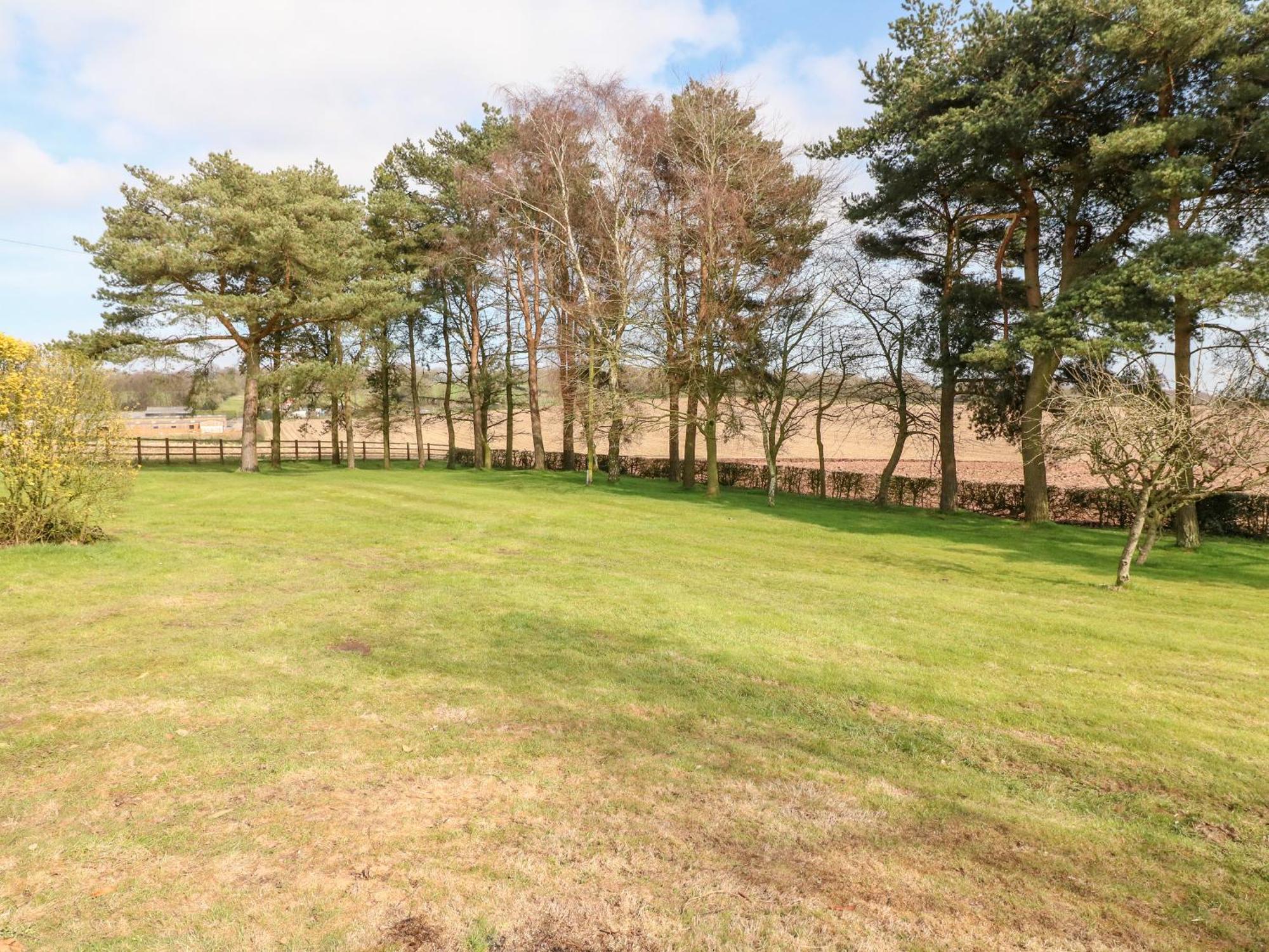 Fields Farm Villa Draycott in the Moors Exterior foto