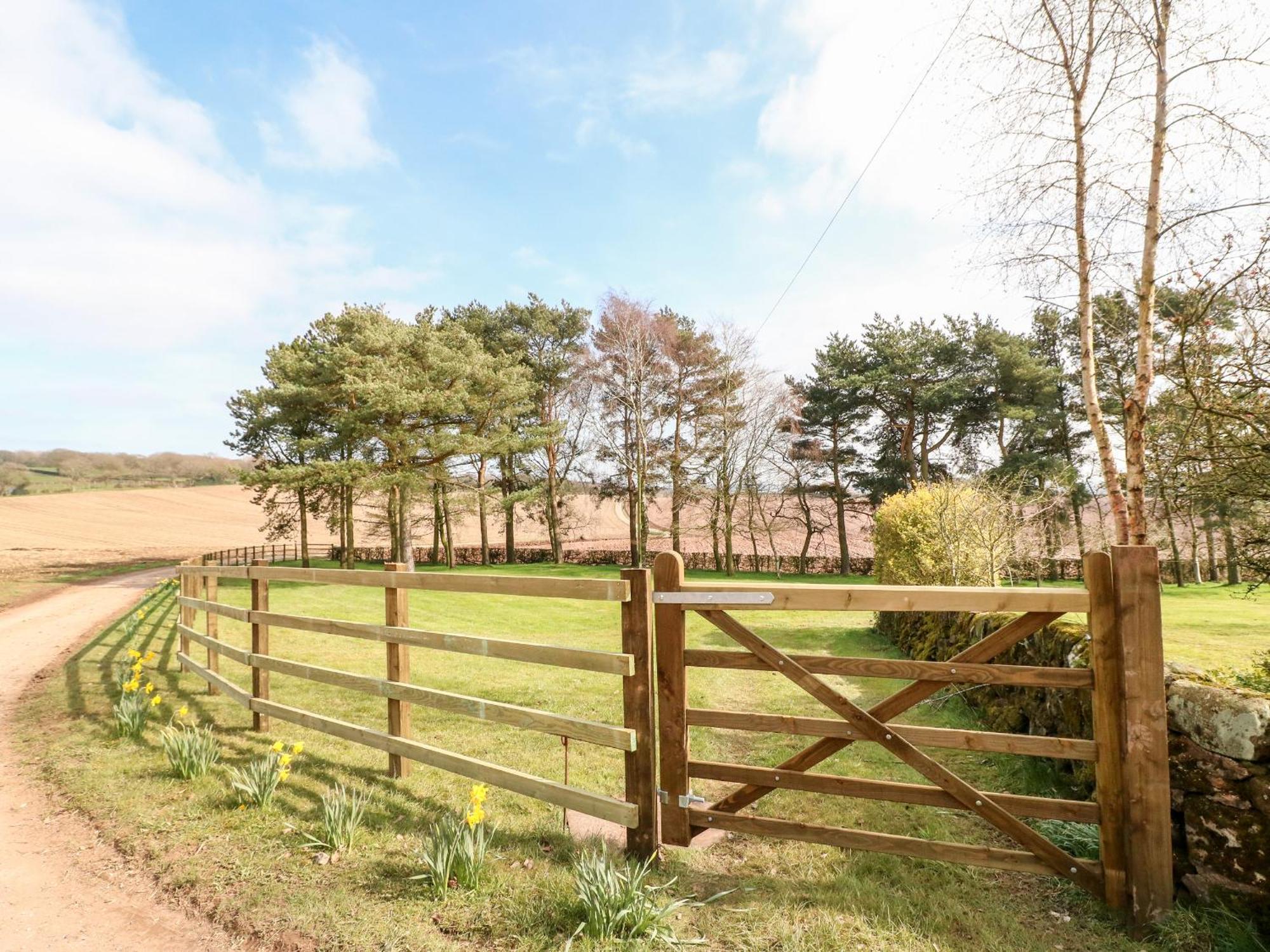 Fields Farm Villa Draycott in the Moors Exterior foto
